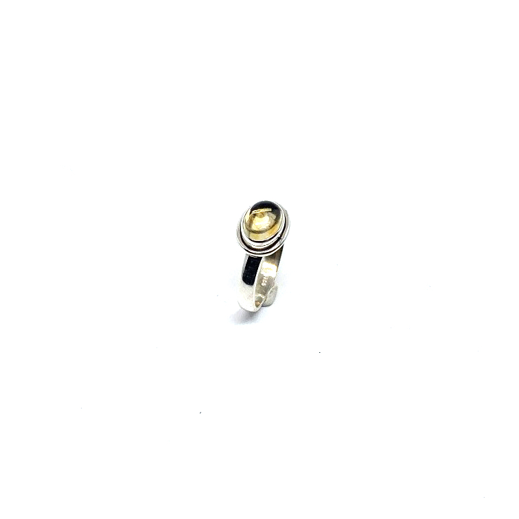 Citrien ring ovaal