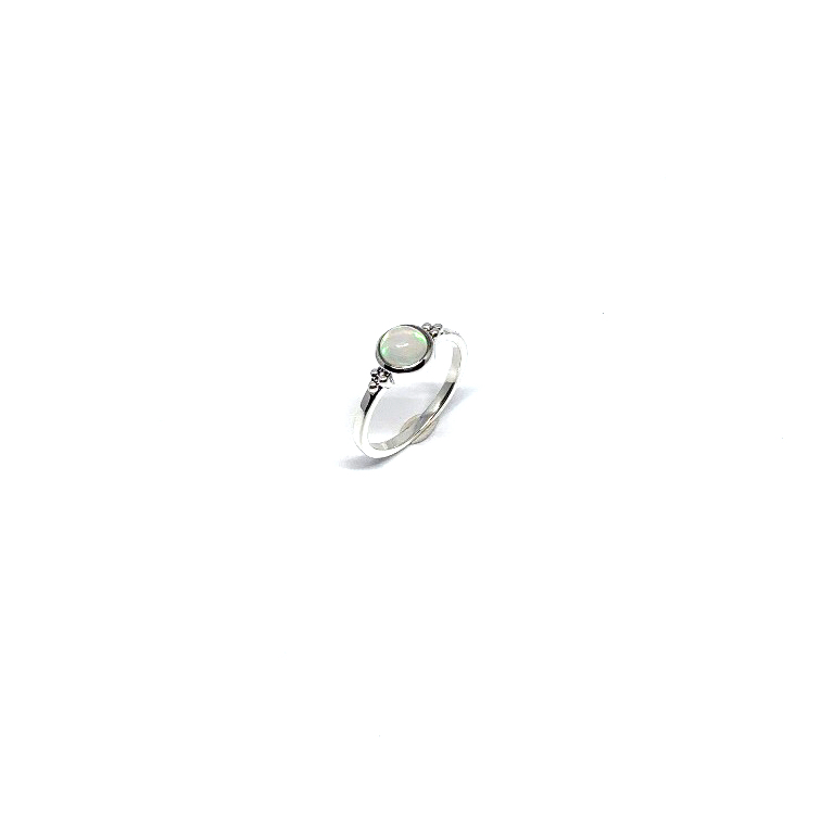 Opaal bolletjes ring
