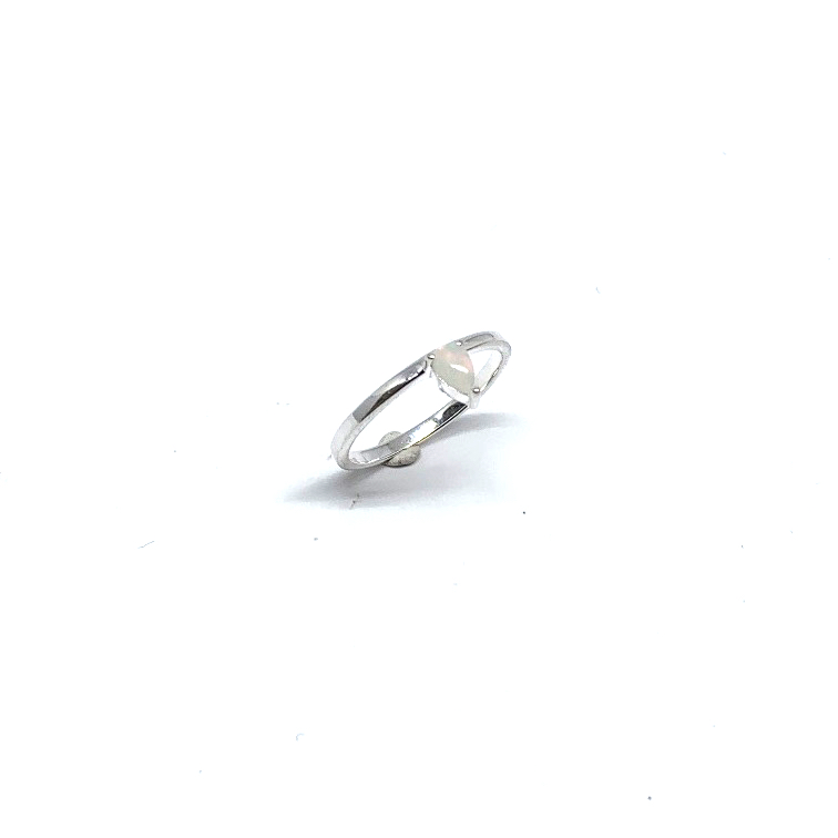 Opaal peervormige ring