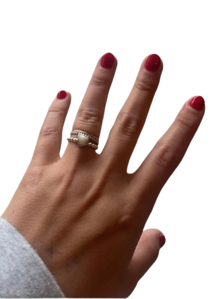Parel ring met melktand